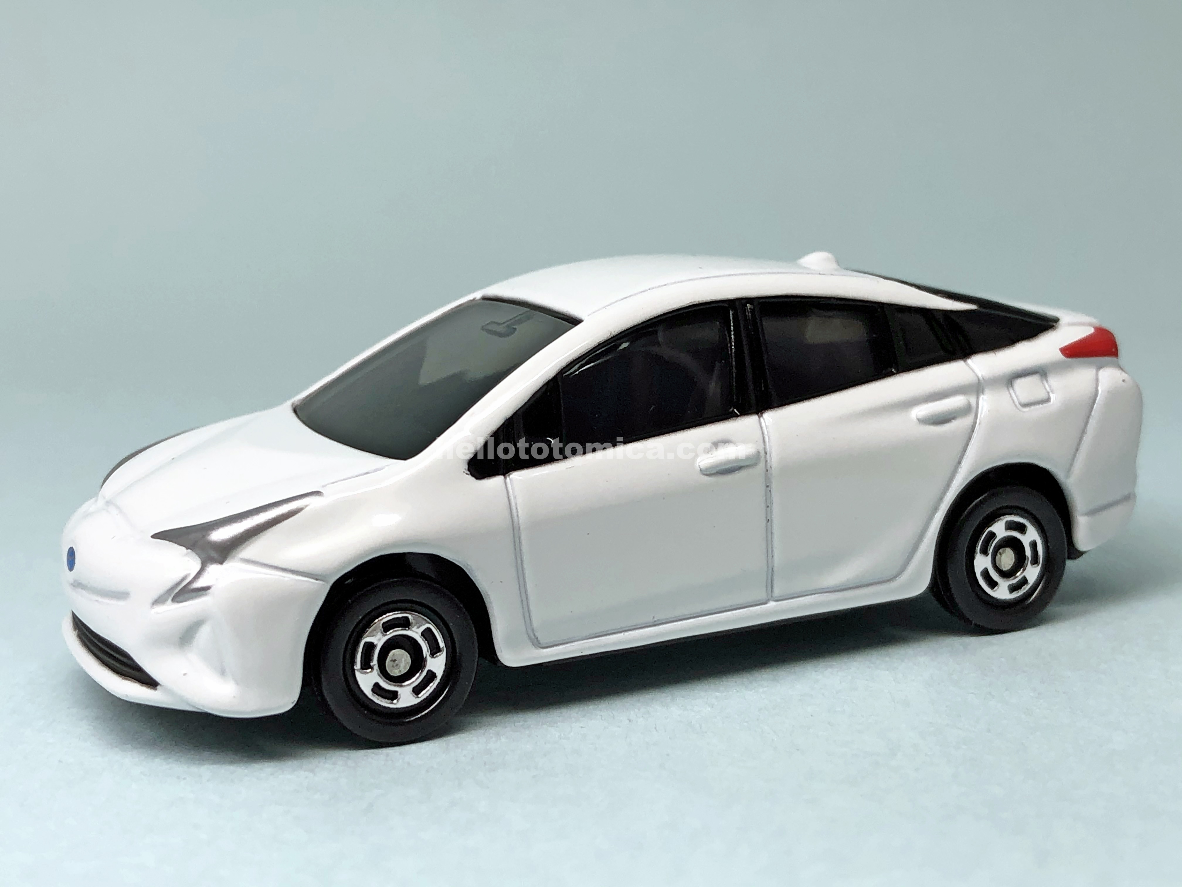 50-11 Toyota PRIUS